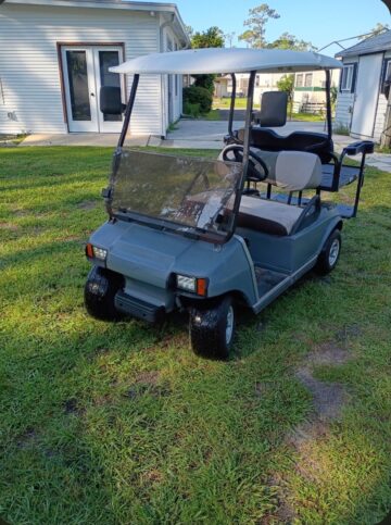 Grey Club Car
